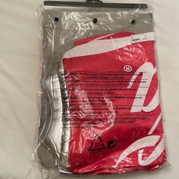 Cocacola costume❌SOLD❌ - Picture 3 of 4